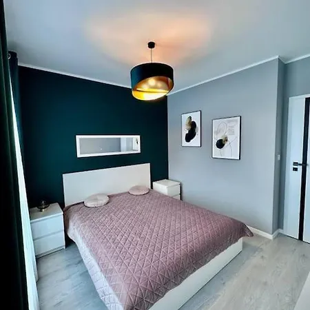 Hotel New Apart - Next To Sky Tower *