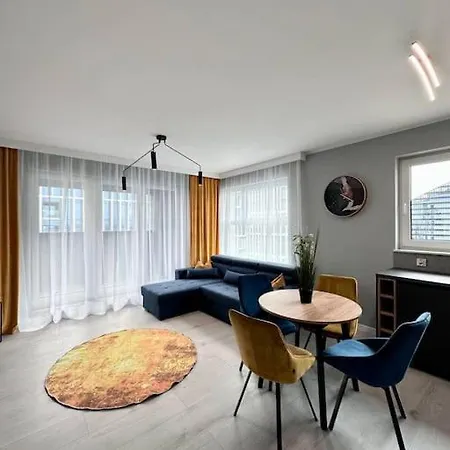 New Apart - Next To Sky Tower Apartment Wroclaw